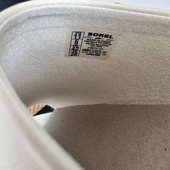 SOREL New in Box Dayspring Slide Sandal // 11 - Picture 10 of 10